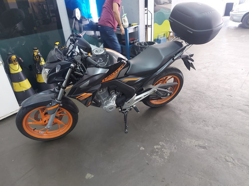 Imagem 1 de 3 de Honda Twister