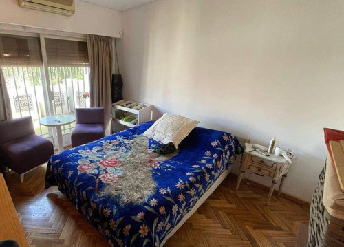 Casa En Venta - 4 Dormitorios 5 Baños - Morón