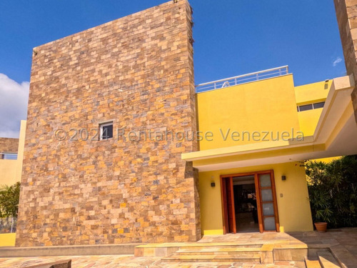 Casa En Venta En Los Chorros