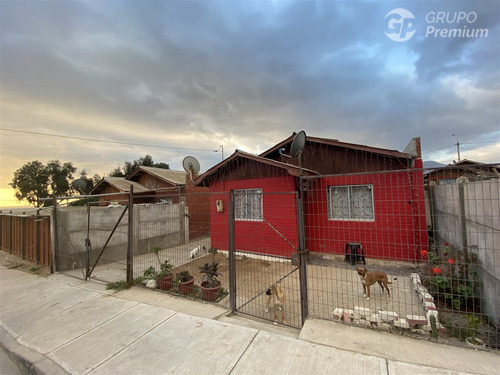 Casa En Venta De 2 Dorm. En La Higuera