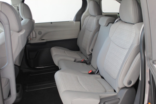 Imagen 4 de 15 de Toyota Sienna Hibrida Xle Tela