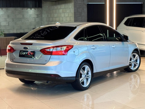 Ford Focus 2.0 SE SEDAN 16V FLEX 4P AUTOMÁTICO