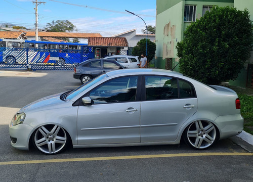 Volkswagen Polo Sedan 2013 1.6 Vht Total Flex 4p