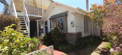 Casa En Venta De 3 Dorm. En Algarrobo Norte. Mirasol