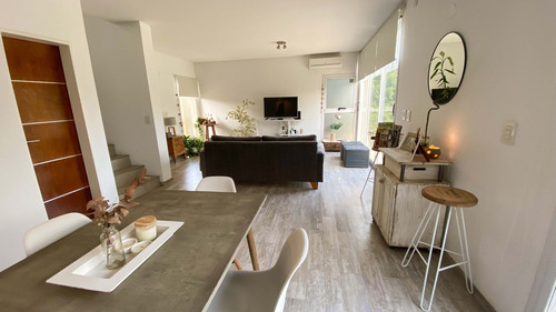 Imagen 3 de 22 de Casa En Venta En City Bell