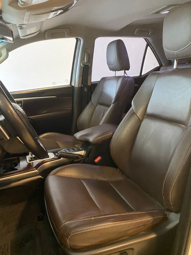 Toyota SW4 2.8 Srx 177cv 4x4 7as At