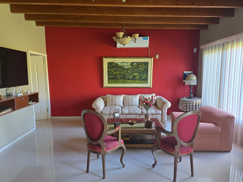 Venta Casa 3 Dormitorios Coquimbito Con Cochera