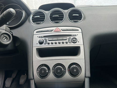 Peugeot 408 2.0 Allure 143cv