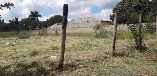 Terreno Com Edicula Pré Construída No Bairro Jurumirim - Tatuí - Sp - 500m