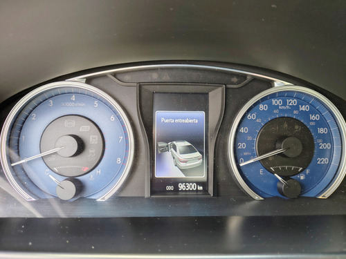 Toyota Camry 3.5 Xle V6 At