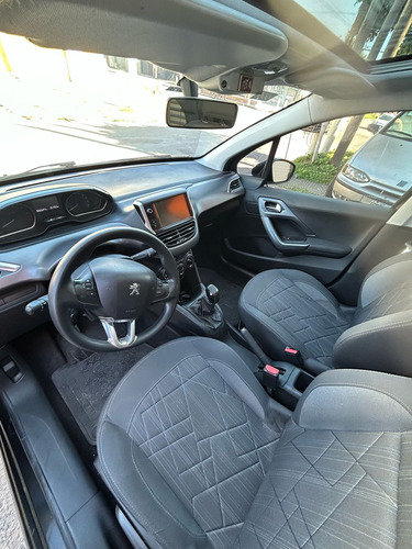 Peugeot 208 1.6 Allure Touchscreen