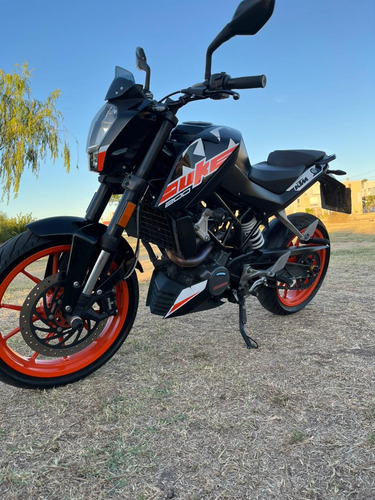 Duke 200