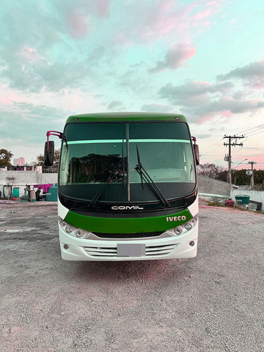 Comil Versatille Gold Ano 2022 Iveco Jm Cod.1048