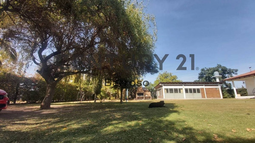 Imagen 19 de 26 de Se Vende Hermosa Casa Con Gran Terreno Lujan Perdriel