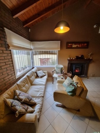 Imagen 4 de 30 de 3 Dormitorios + Dpto C/ 1 Dormitorio En El Talar!!!