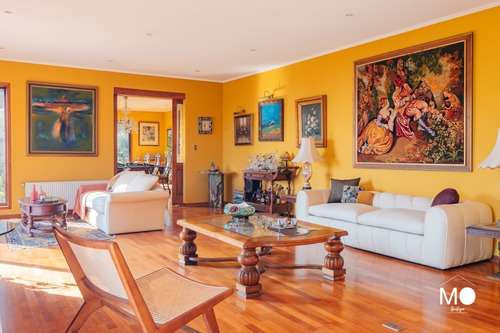 Imagen 5 de 21 de Gran Casa En Venta Peñalolen Alto, Condominio Arboletum!!