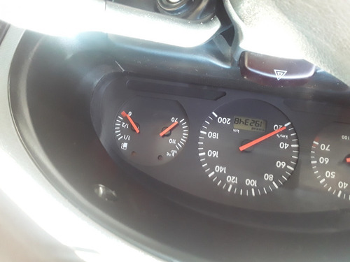 Gol 1.6 Completo