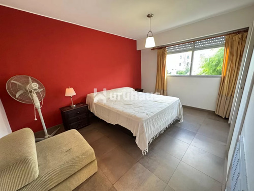 Apartamento 2 Dormitorios Con Terraza Cerrada Y Parrillero