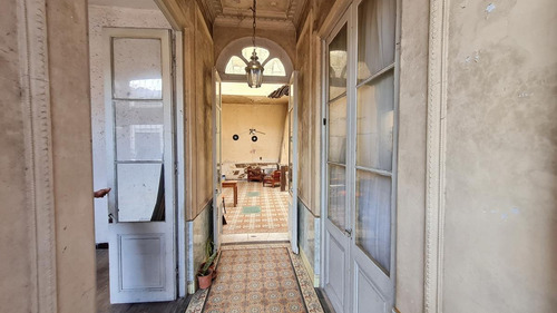 Imagen 2 de 11 de Vende Casa 3 Dormitorios , Azotea Y Sotano De 132 M2 - Cordón
