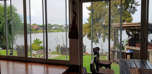 Venta Casa En 2 Lotes San Isidro Labrador Al Agua
