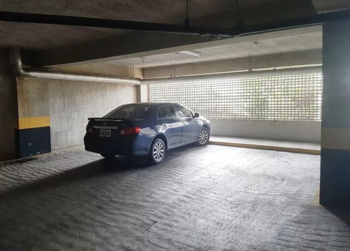 Terraza De Club Hípico, Concresa, Apartamento En Alquiler De 257m2