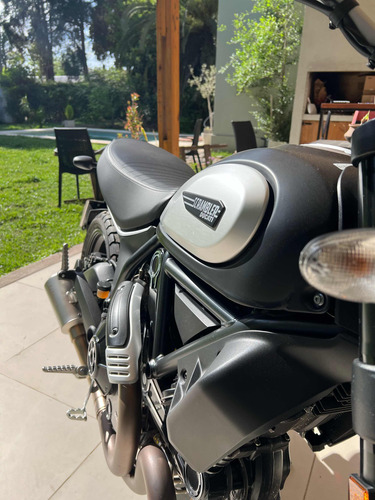 Ducati Scrambler Icon Dark 800