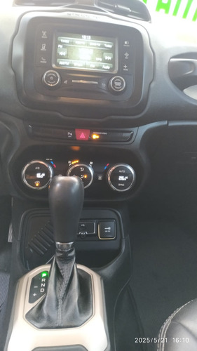 Jeep Renegade 1.8 Longitude Flex Aut. 5p