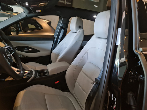 Jaguar E-Pace 2.0 16V P250 FLEX R-DYNAMIC SE AWD AUTOMÁTICO