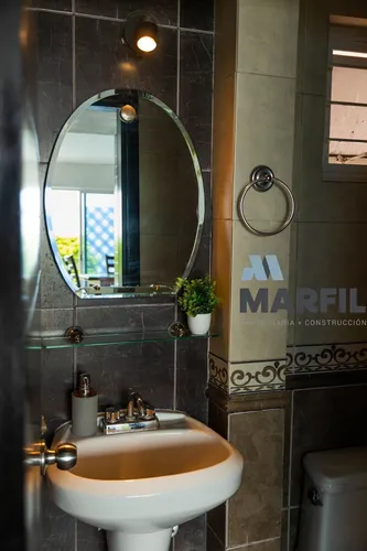 Casa Residencial Céntrica Con Alberca En Venta En Lomas Vista Hermosa Colima