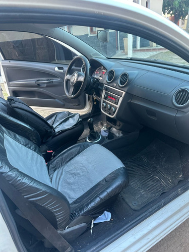 Volkswagen Saveiro 1.6 Gp Ce Pack Electr.+seg.+radio