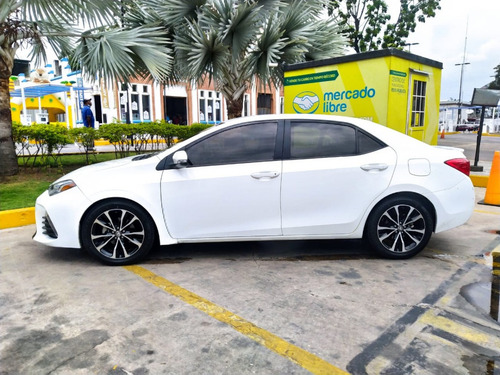 Imagen 3 de 13 de Toyota Corolla Se