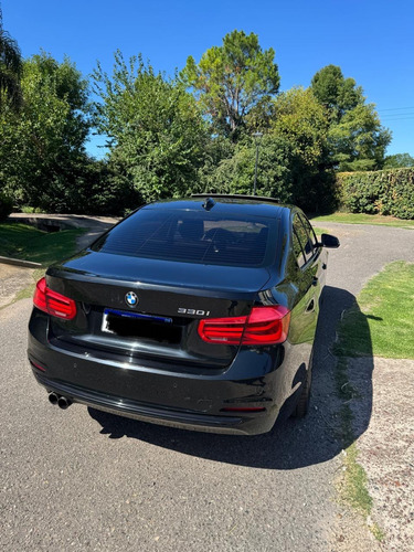 BMW Serie 3 3.0 330i Sedan Sport Line 252cv