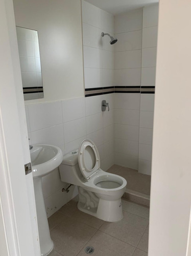 Casa En Venta En Conjunto Valle De Los Chillos