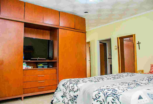 Venta Casa 3 Dormitorios Colonia Tirolesa