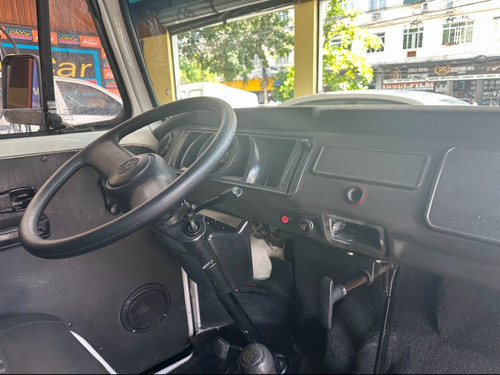 Volkswagen Kombi 1.4 MI STD LOTAÇÃO 8V FLEX 3P MANUAL