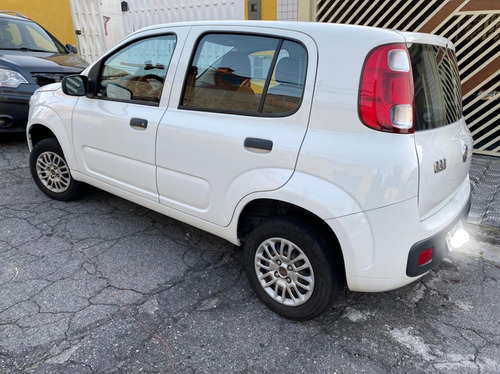 Fiat Uno 2015 1.0 Vivace Flex 5p
