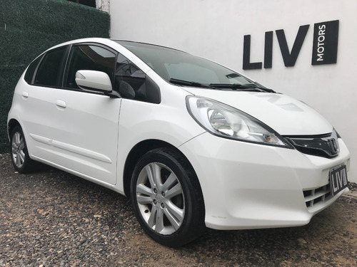 Imagen 3 de 18 de Honda Fit Ex Manual Año 2014 - Liv Motors