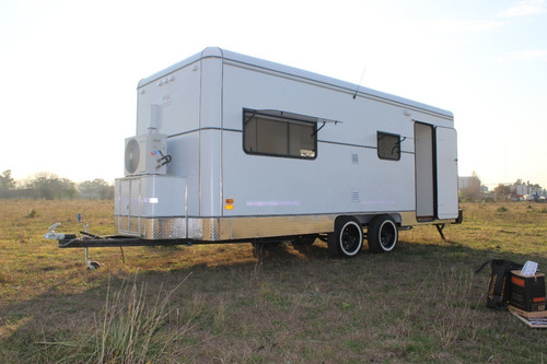 Imagen 13 de 25 de Casa Rodante Modelo Americano De 5,50mt Homologada