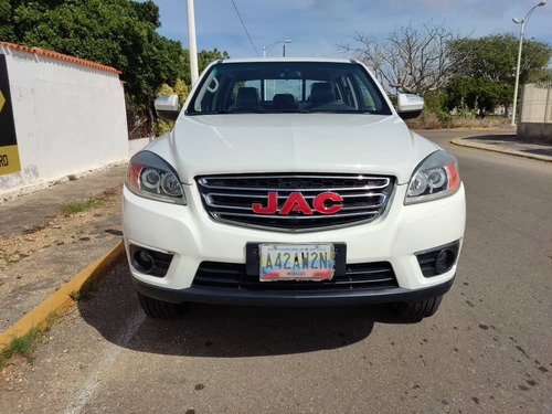 Imagen 2 de 14 de Jac T6