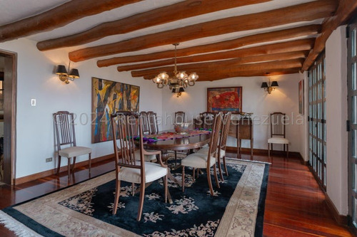 Casa En Venta 730 Mtrs2 ,con Vista. Calle Cerrada! La Lagunita Country Club Mls #24-25099 Francis Zeppieri