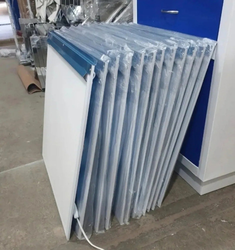 Imagen 2 de 9 de Negatoscopio Led Ultra Slim 60x60cm .7 Milimetros De Grueso