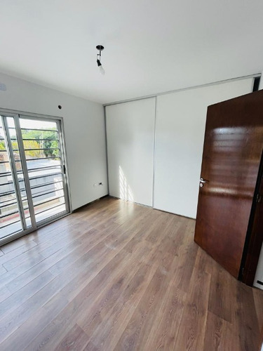 Imagen 5 de 14 de Departamento Tipo Casa En Alquiler En Barrio Parque