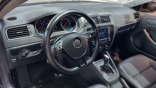 Imagen 12 de 25 de Vw Volkswagen Vento 2016 2.5 Luxury At Gnc Abasto Motors