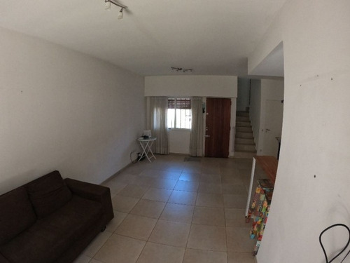 Imagen 3 de 11 de Duplex En Venta En Ramos Mejia