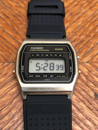Reloj Casio A661 G Vintage