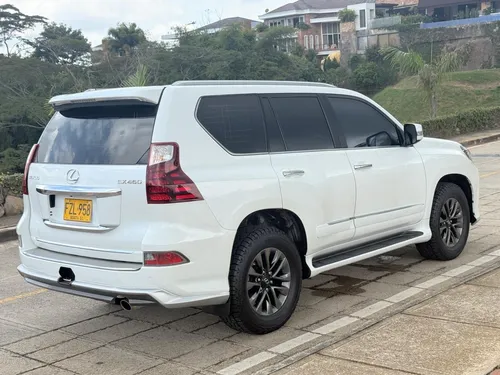 Lexus GX 4.6 460 Premium