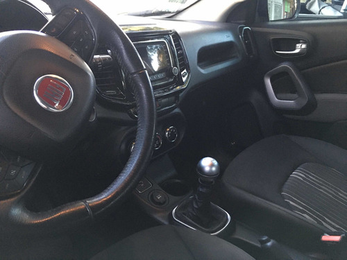Imagen 6 de 8 de Fiat Toro 2.0 Freedom 4x2 2017