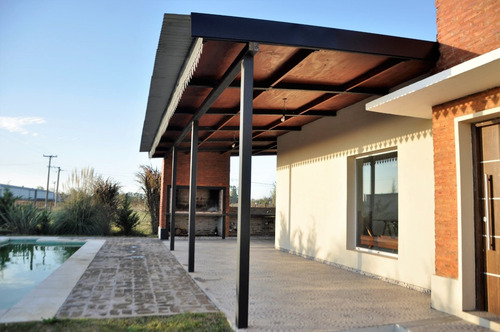 Imagen 4 de 19 de Casa Quinta En Carmen De Areco