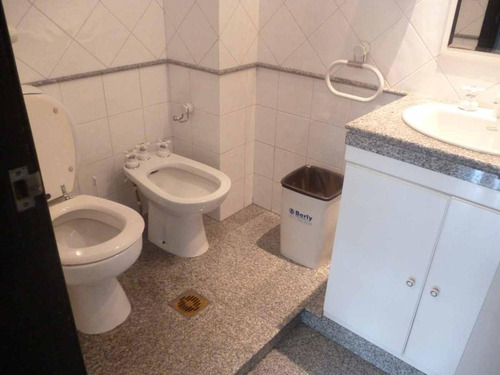 Venta Oficina O Departamento - Avellaneda Centro