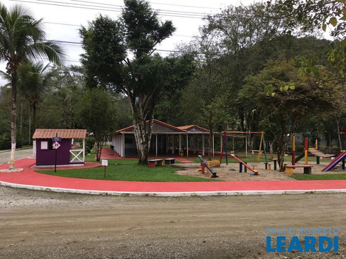 Imagem 12 de 15 de Area - Condomínio Parque Hills - Sp - 604686